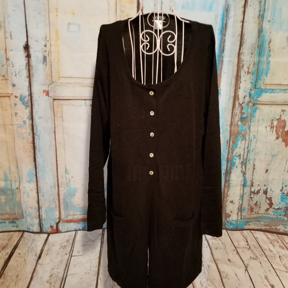 NWOT Venus Cardigan Tunic With Button Front